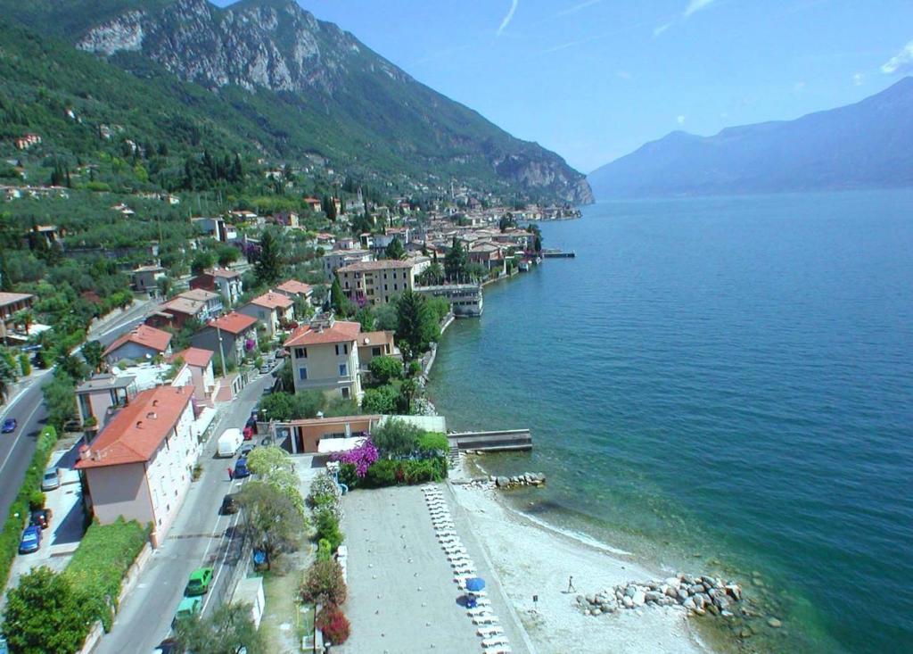 Hotel Lido Гарньяно Экстерьер фото
